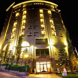 Hotel Belle Vue And
